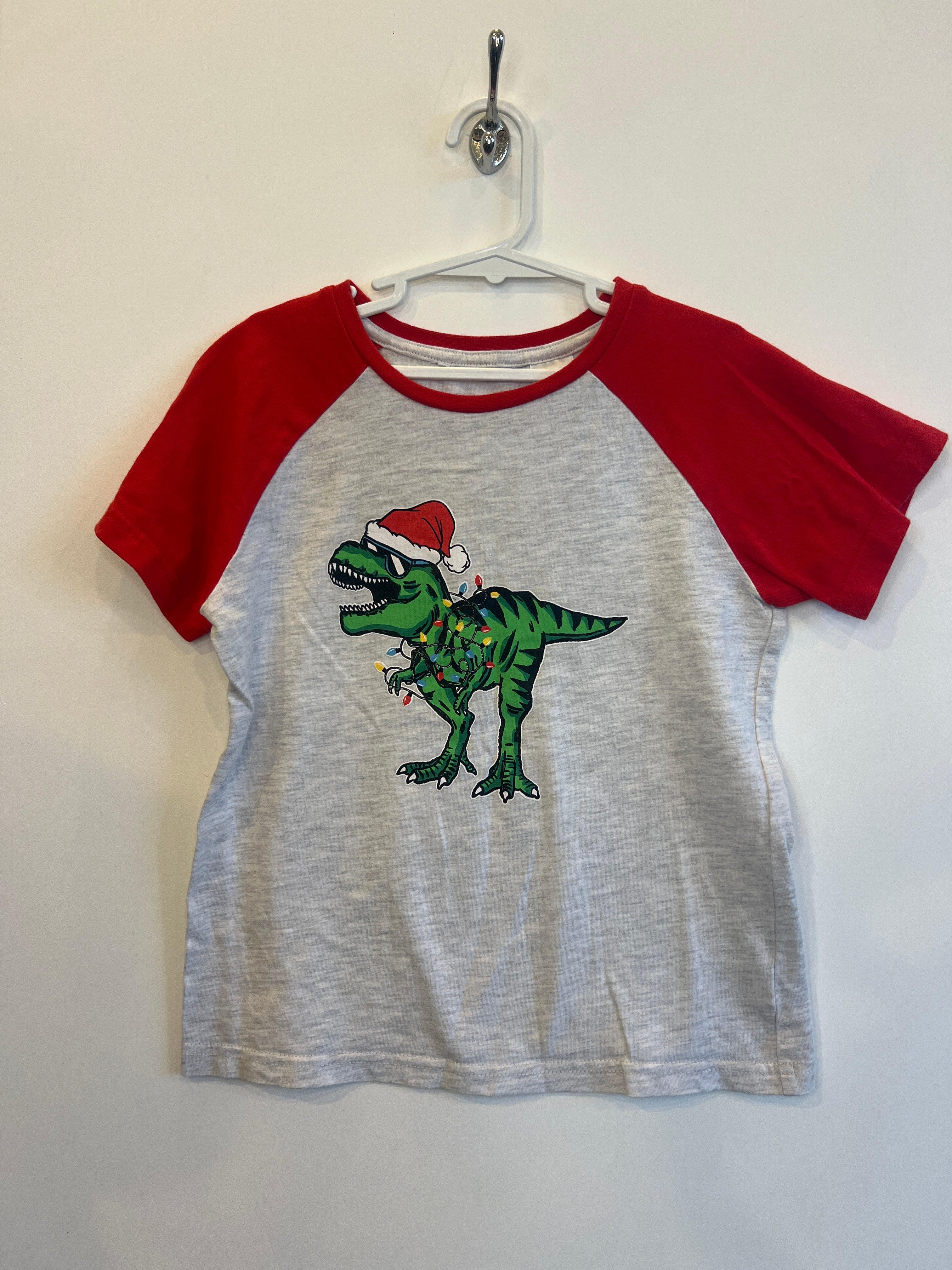 Christmas Tee (approx 8 years)