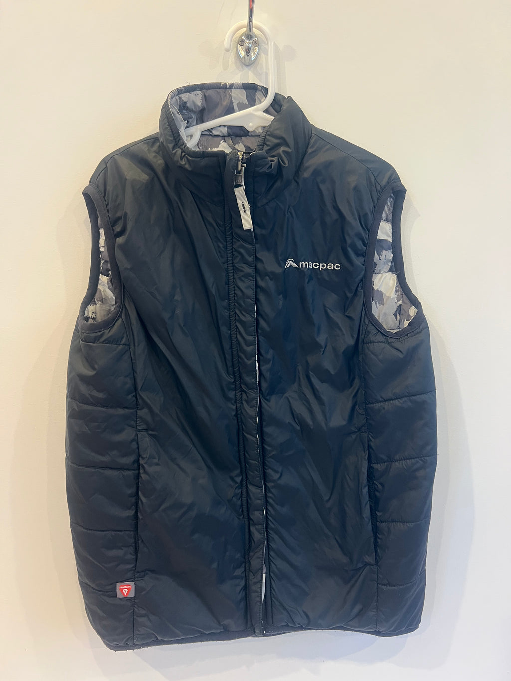 Macpac Reversible Vest (8 years)