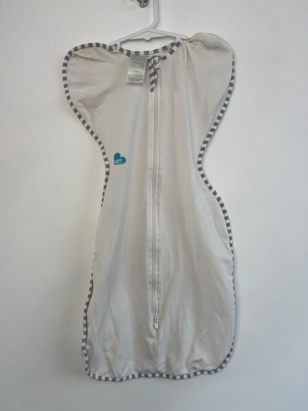 Love To Dream (Medium/ 6-8.5kg) 1.0TOG Swaddle