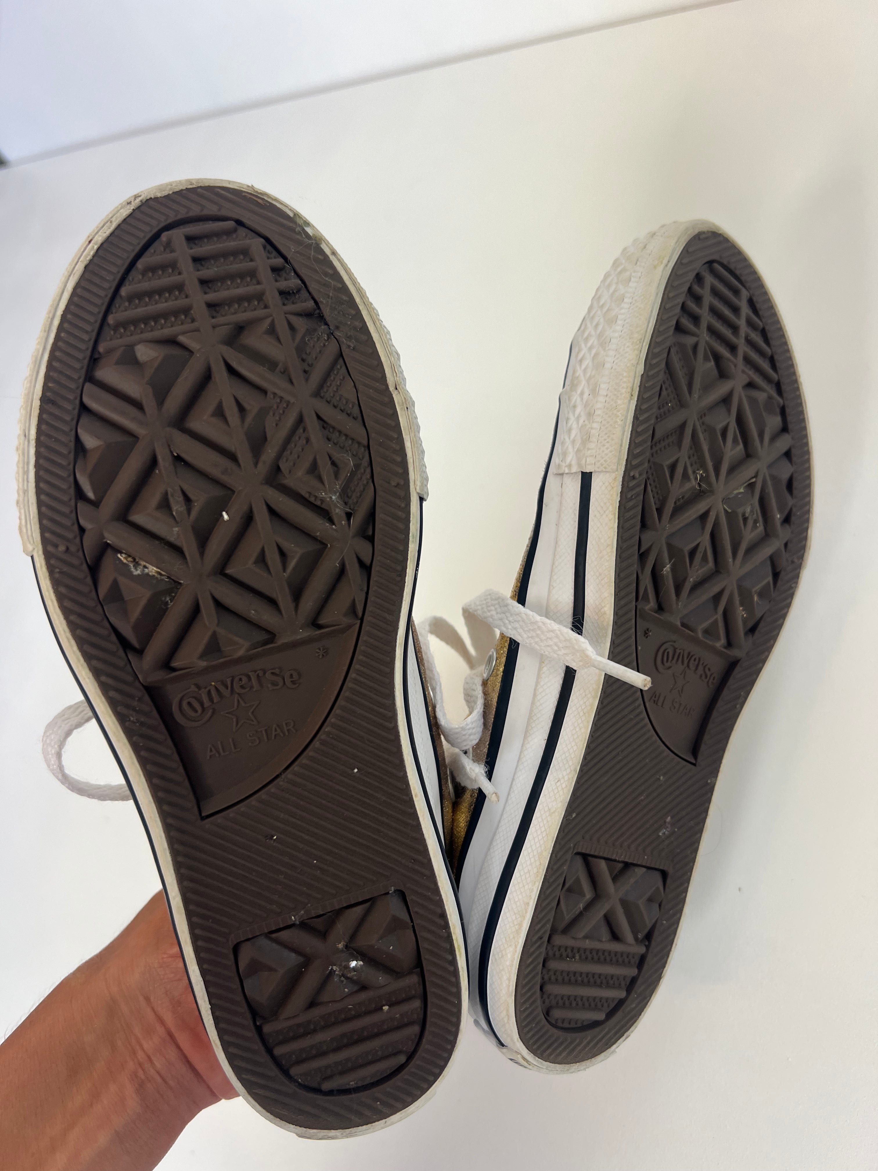 Converse All Stars (EU31/US13) Shoes