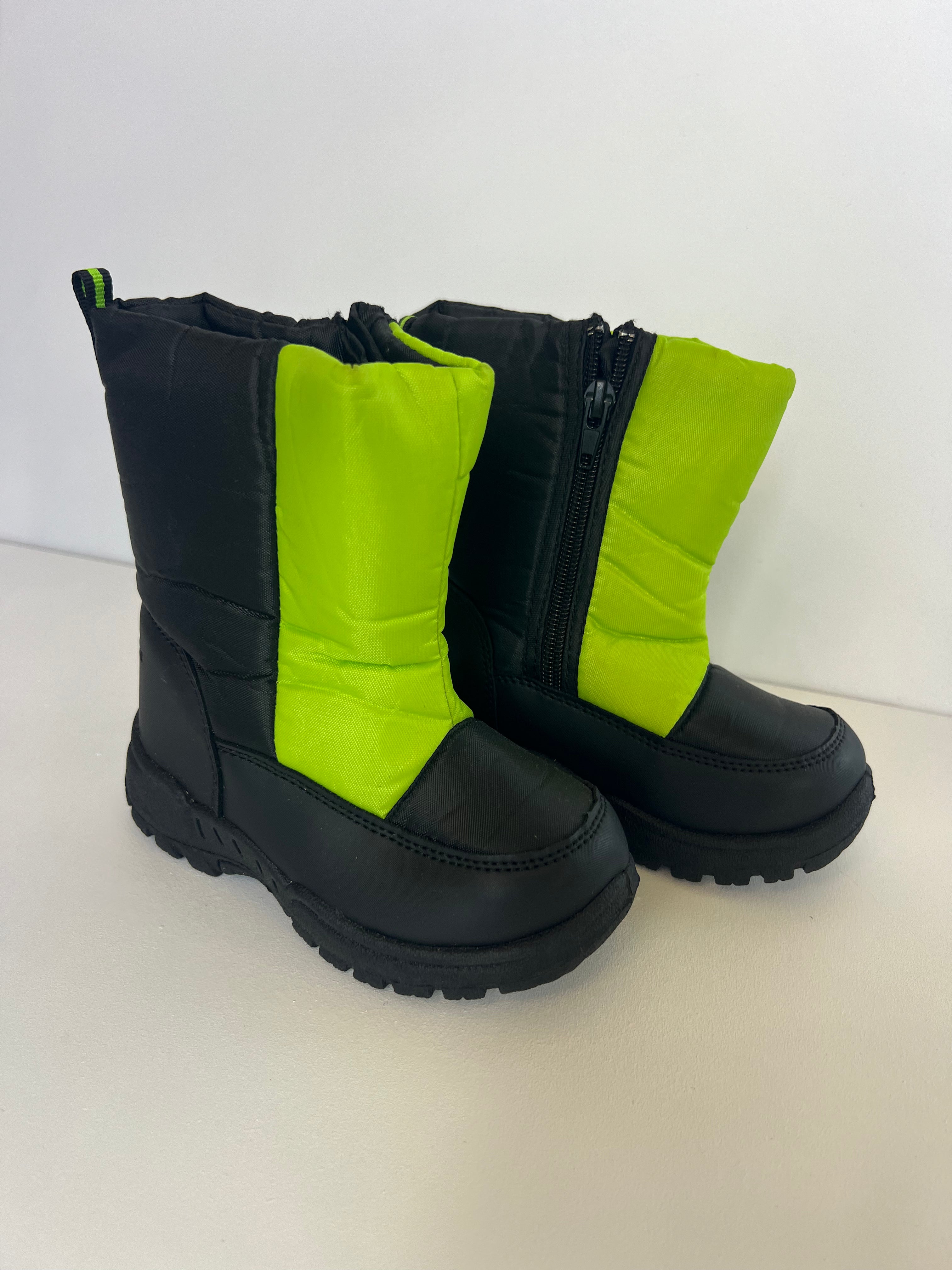 Mountain Warehouse Fleece Lined Snow Boots (EU24/UK7) *as new*