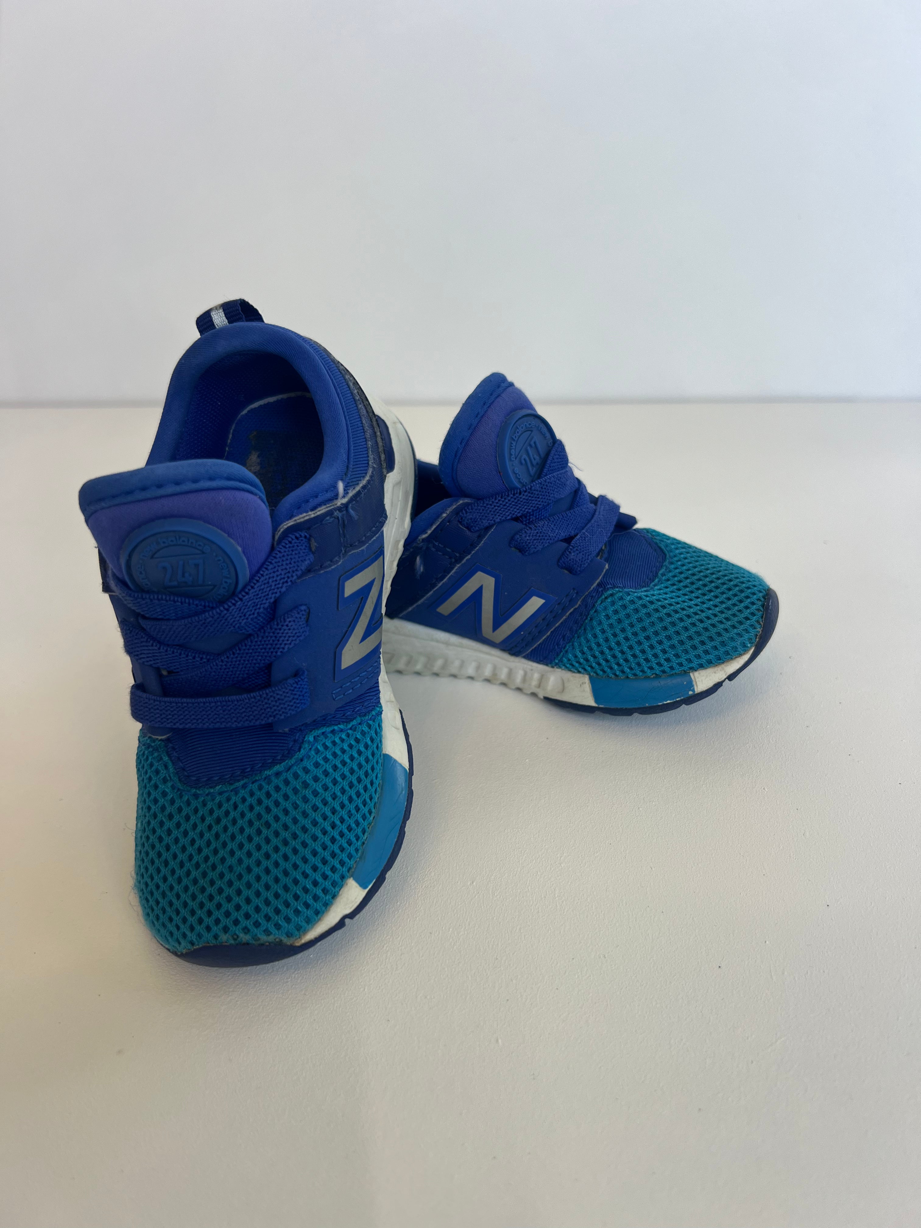 NEW BALANCE (EU22.5) Shoes