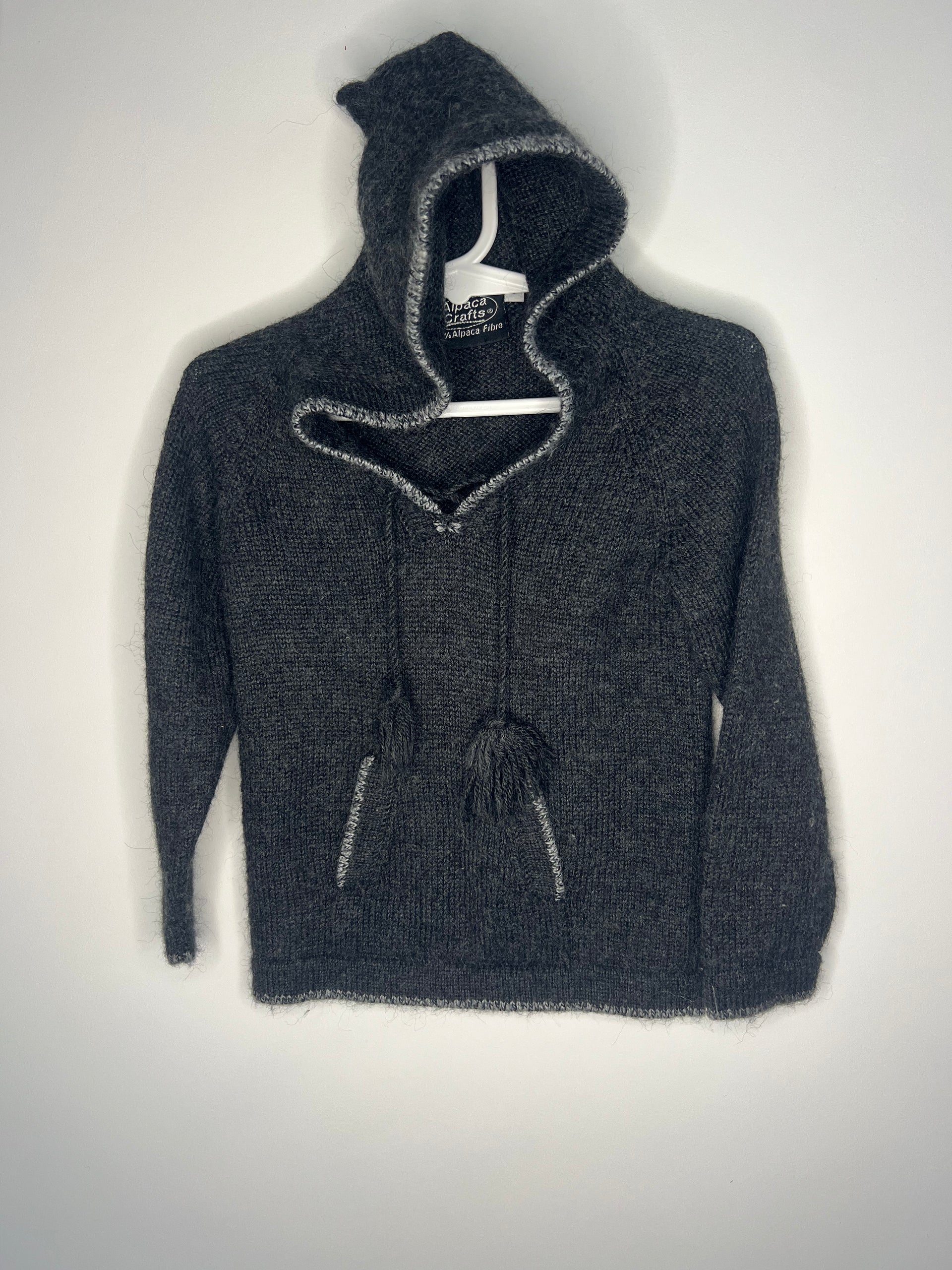 【極美品】OHOTORO＊Alpaca Hoodie Knit 100% Alpaca Knit Hoodie (18-24m) – Thrifted Nook NZ